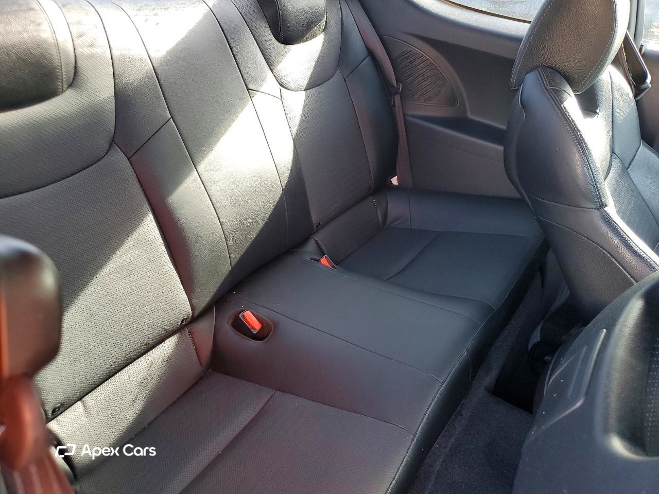 Hyundai Genesis 2015