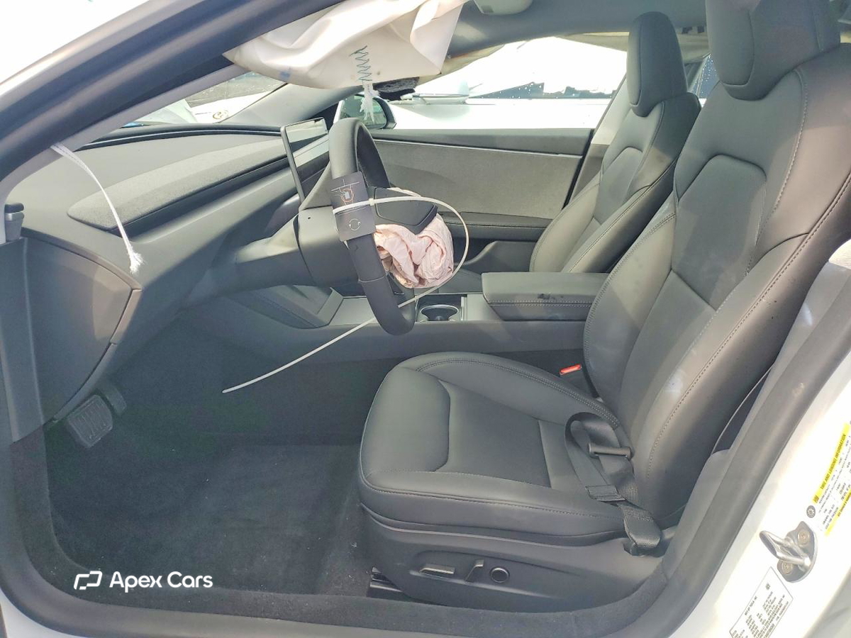 Tesla Model 3 2025