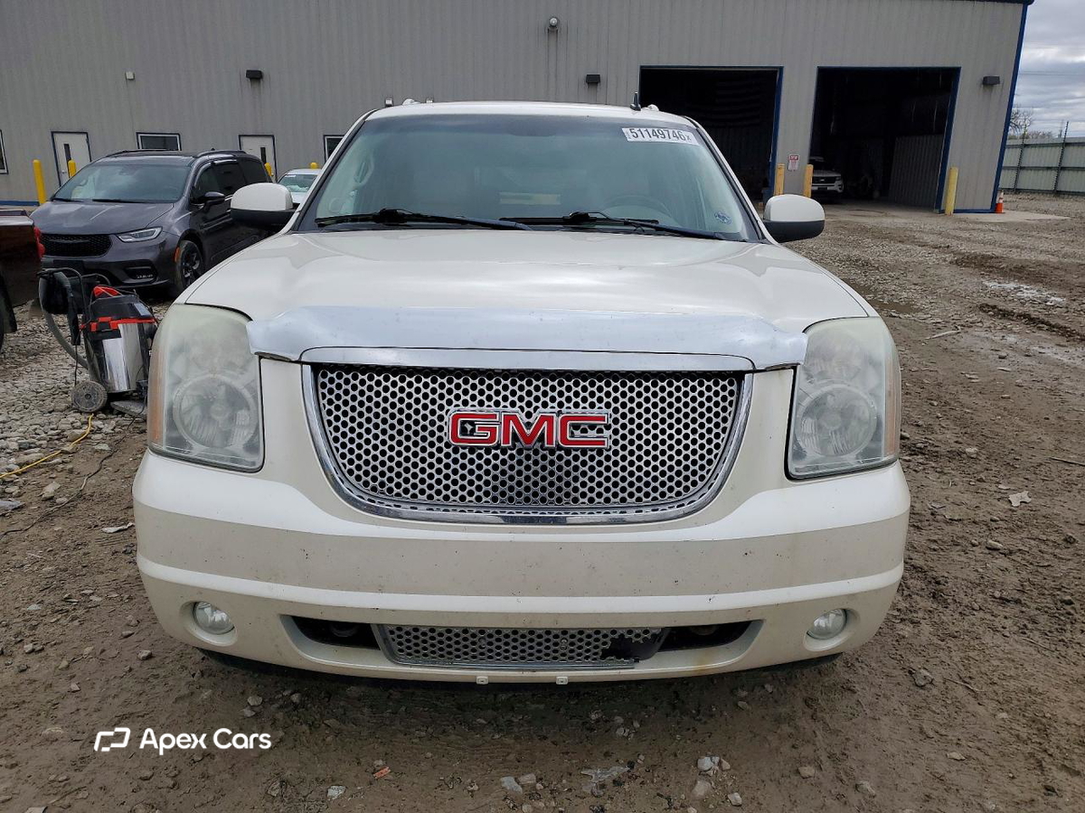 GMC Yukon 2011