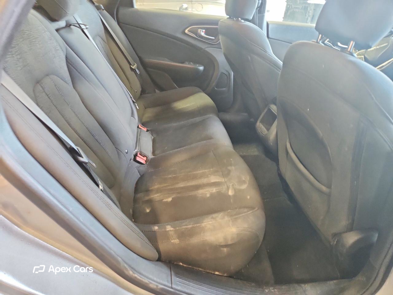 Chrysler 200 2016