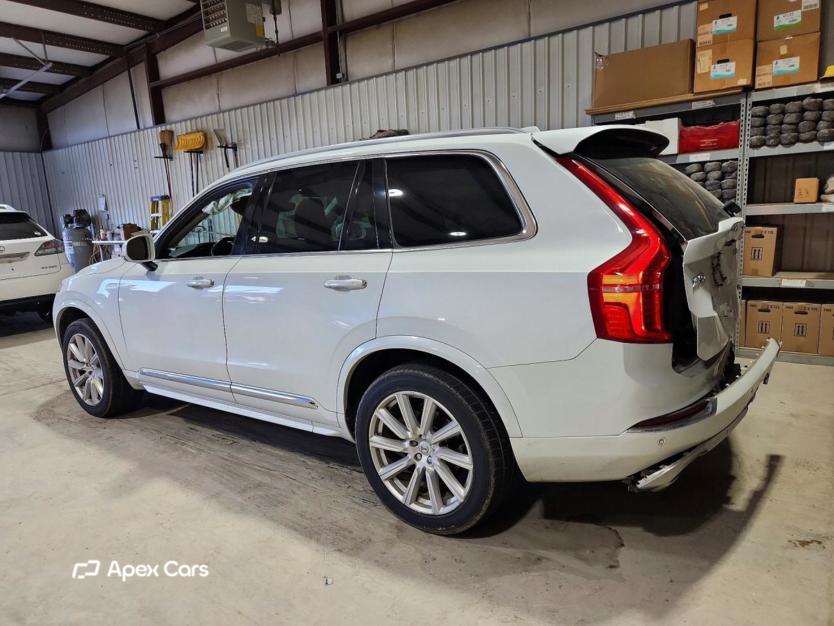 Volvo XC90 2016