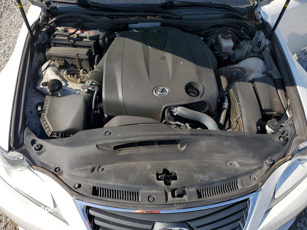 Lexus IS 2015
