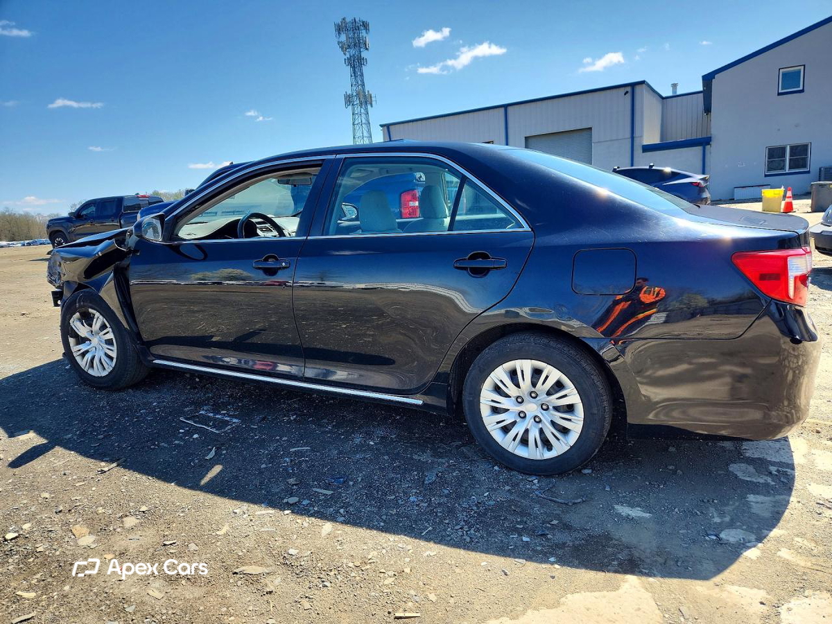 Toyota Camry 2012