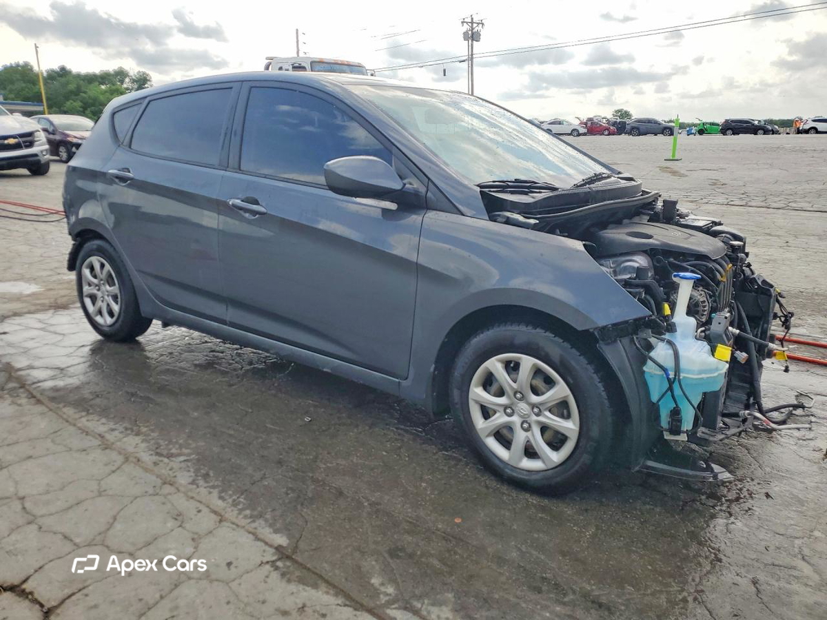 Hyundai Accent 2013