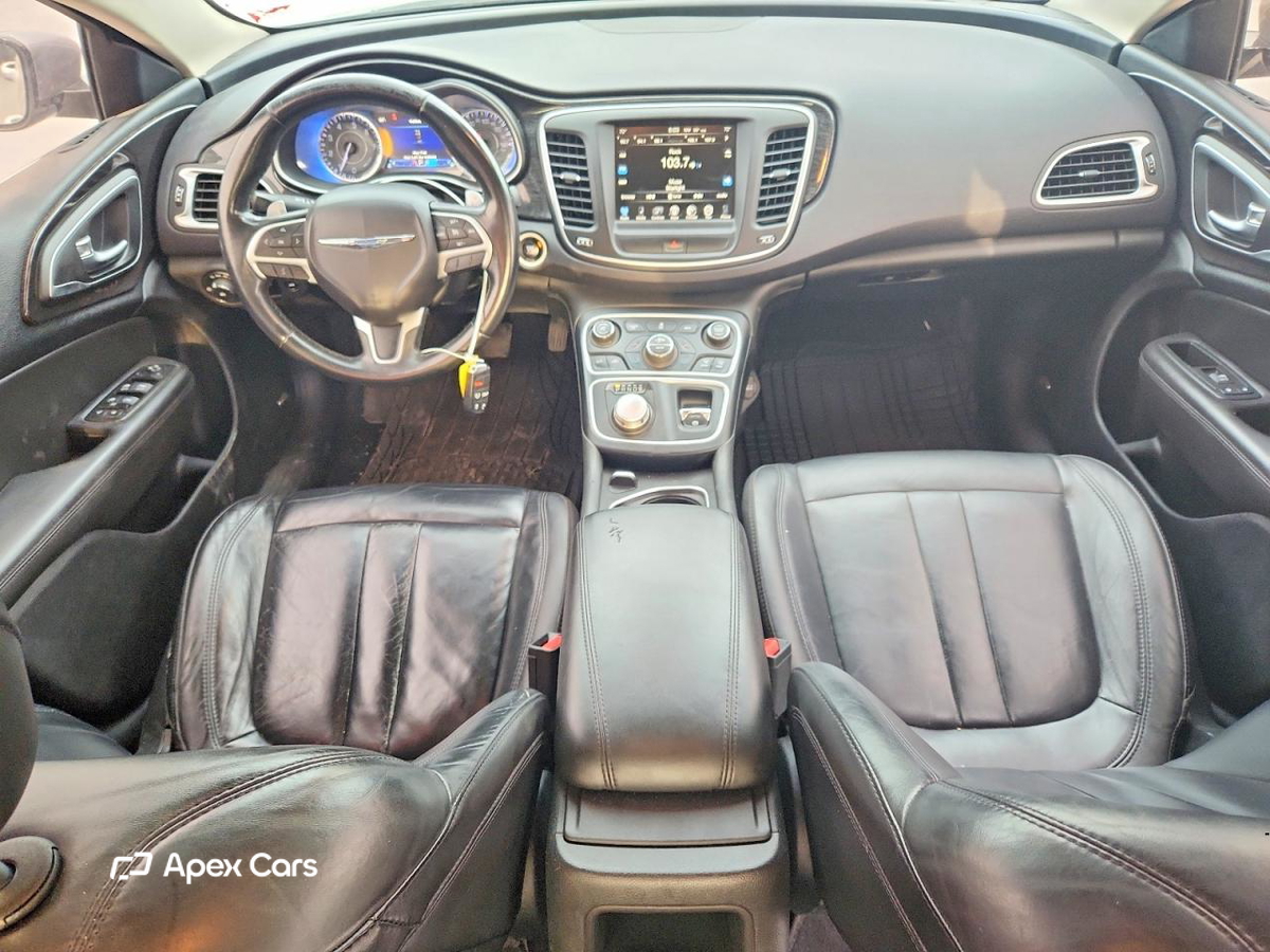Chrysler 200 2015