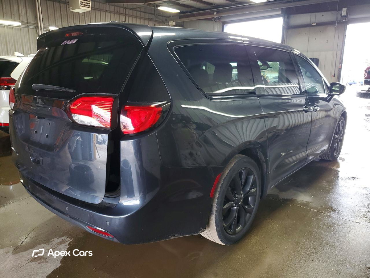 Chrysler Pacifica 2019