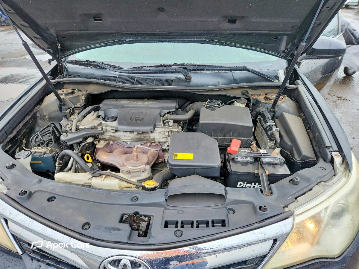 Toyota Camry 2012