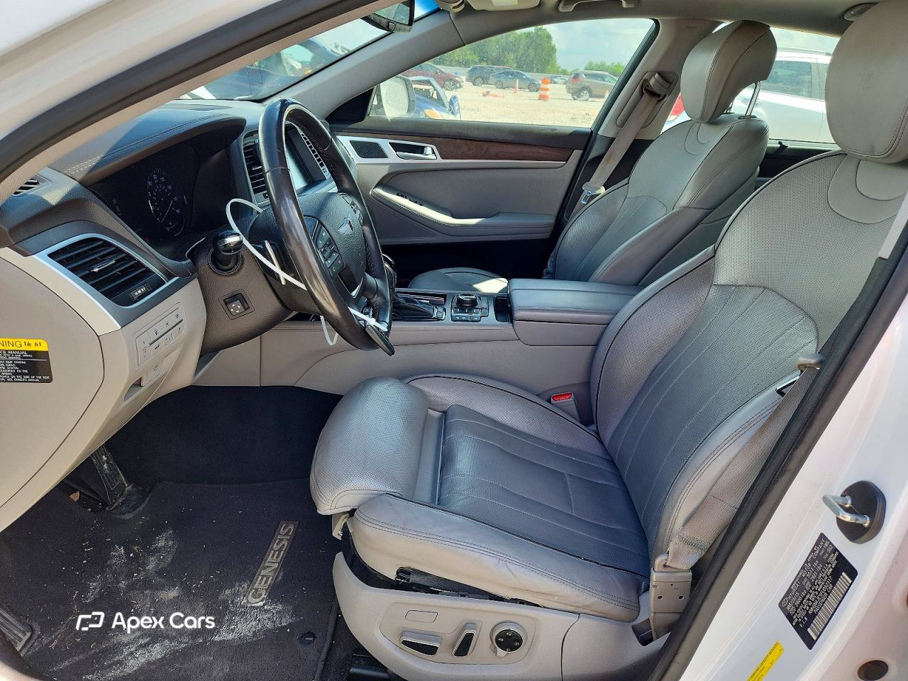 Hyundai Genesis 2015