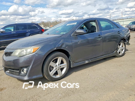 Toyota Camry 2012 - Image 1 of 14