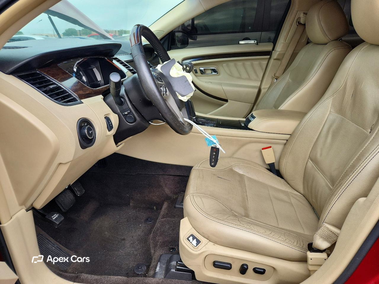 Ford Taurus 2015