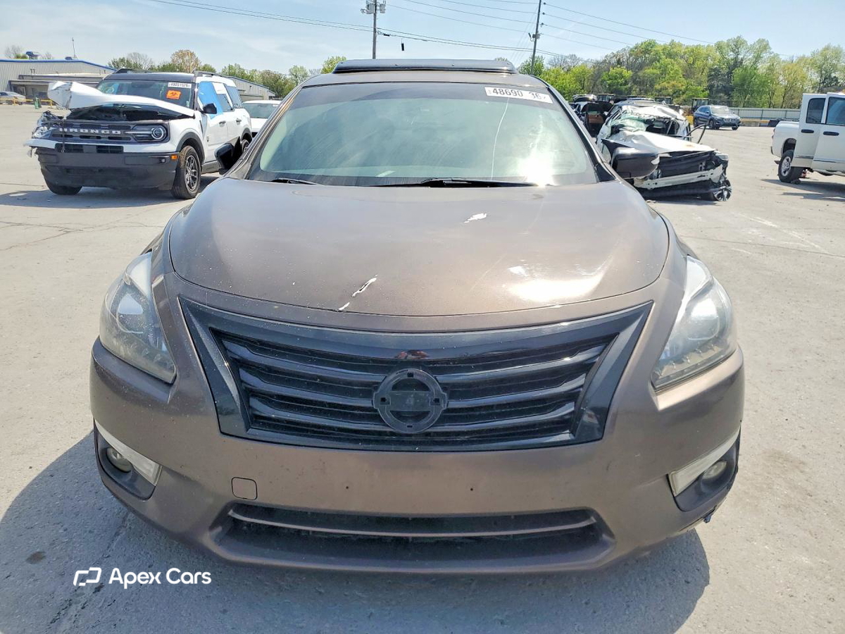 Nissan Altima 2014