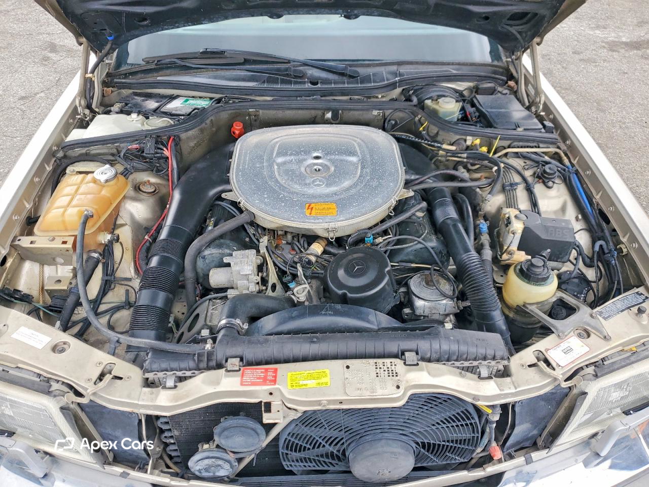 Mercedes-Benz  1990