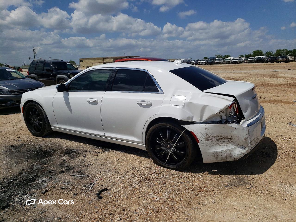 Chrysler 300 2017