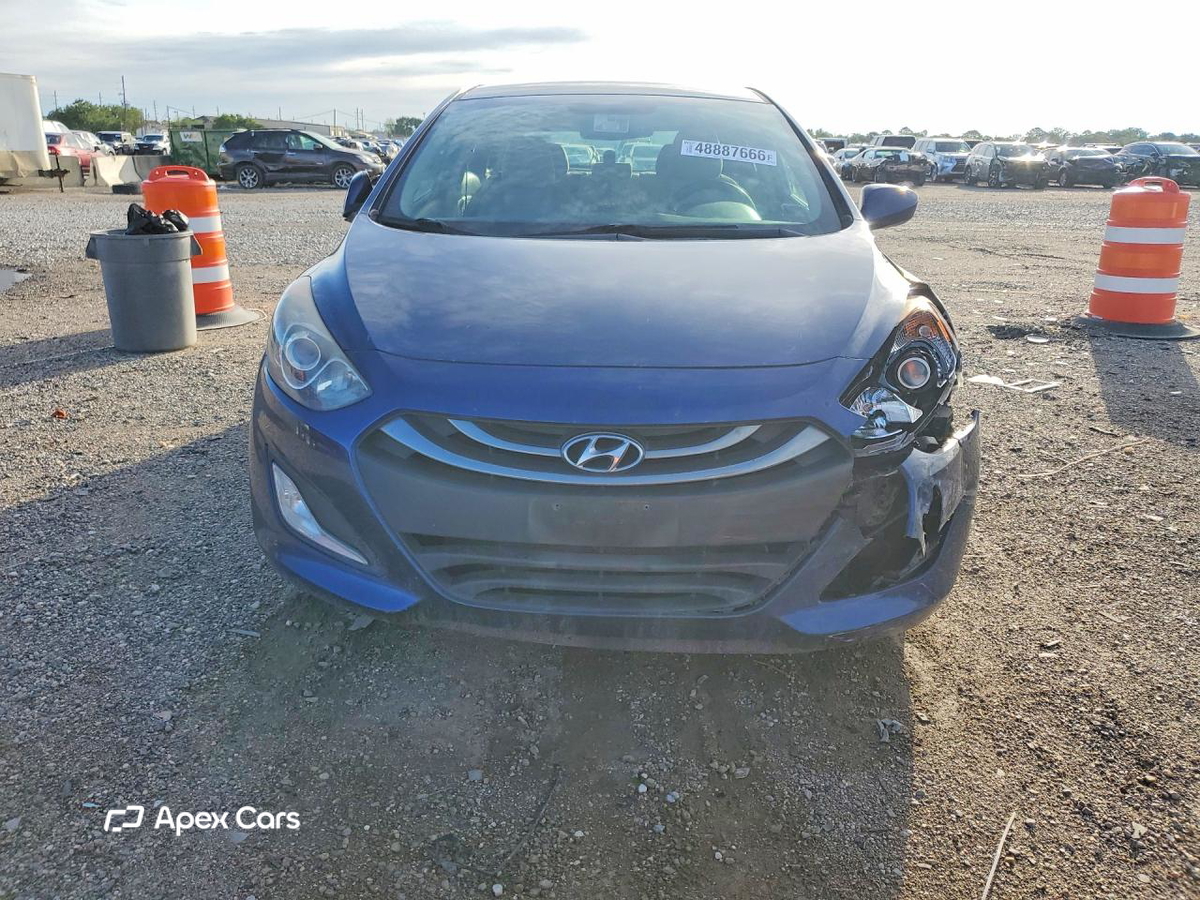 Hyundai Elantra 2013