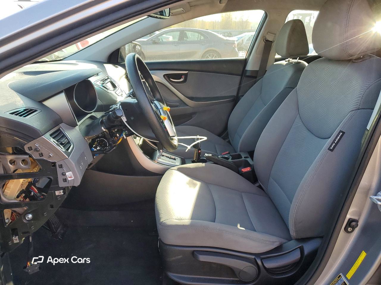 Hyundai Elantra 2012