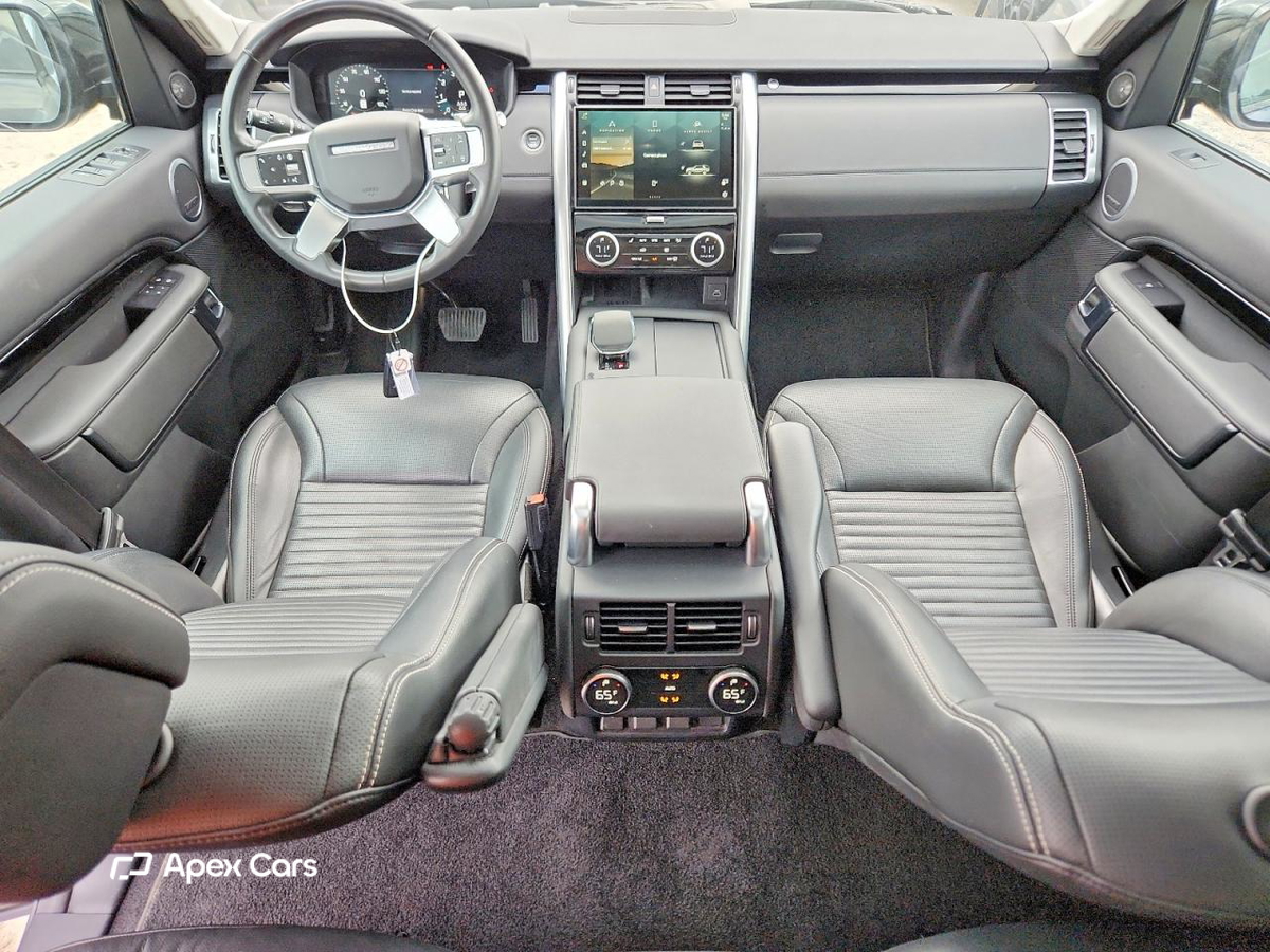Land Rover Discovery 2024