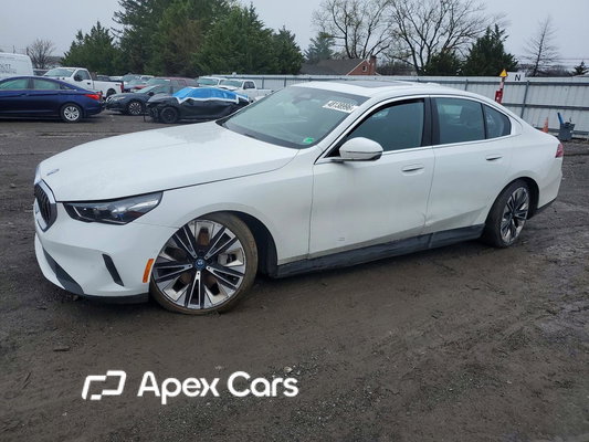2025 BMW i5 - Image 1 of 5