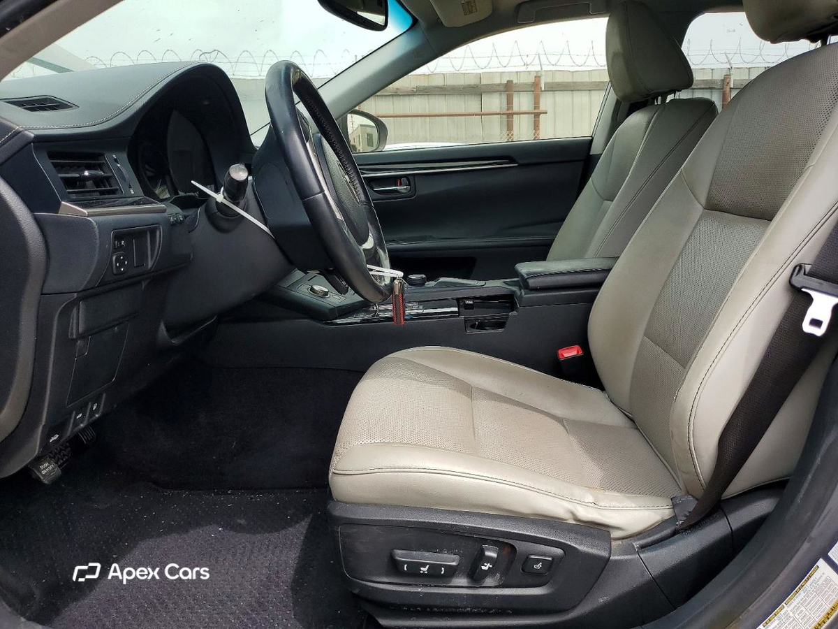 Lexus ES 2015