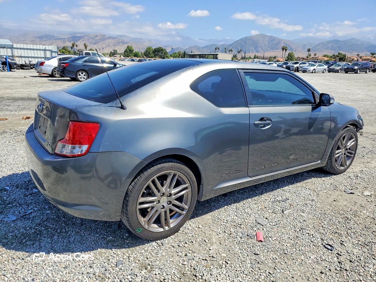 Scion tC 2012