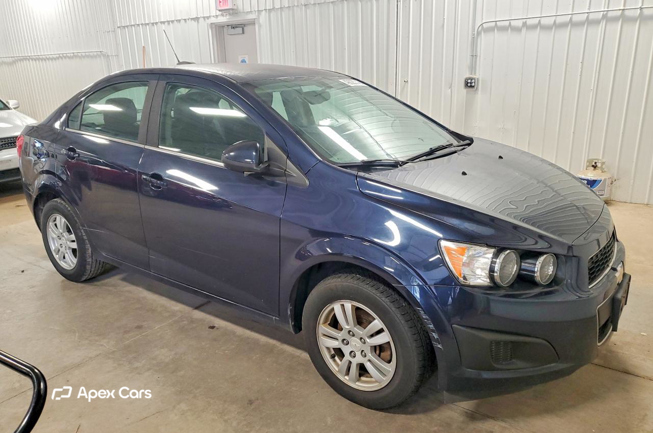 Chevrolet Sonic 2015