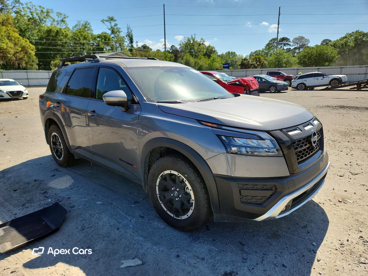 Nissan Pathfinder 2025