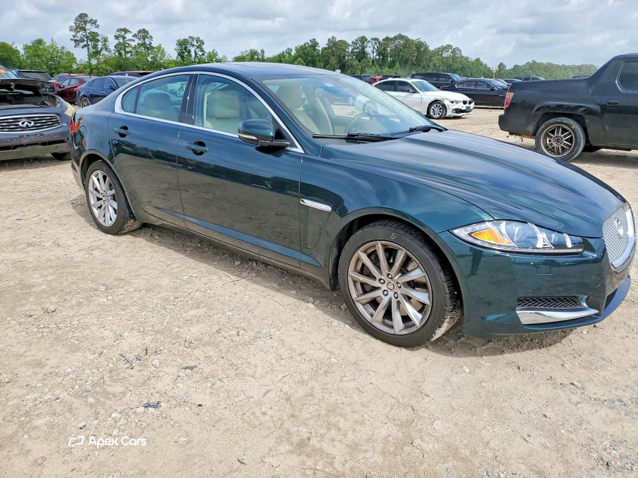 Jaguar XF 2013