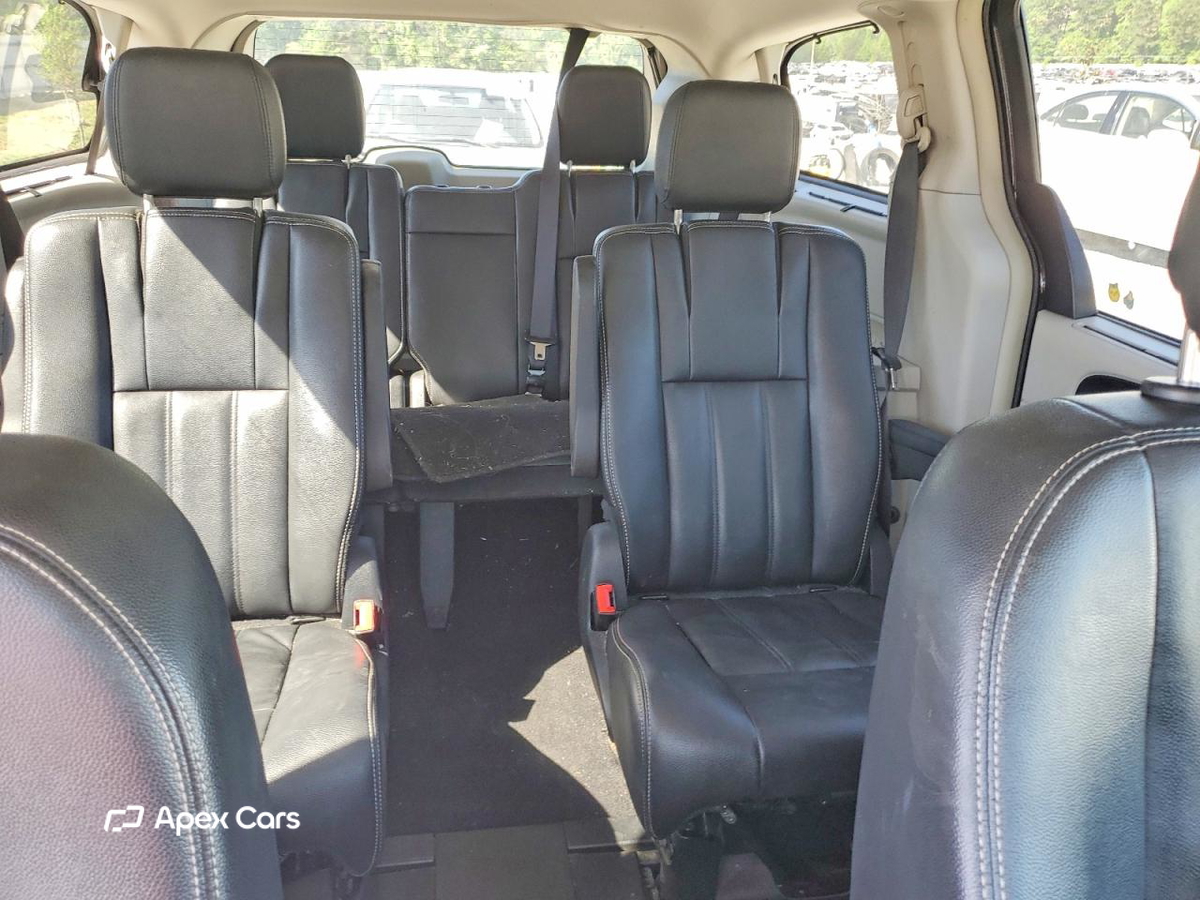 Chrysler Voyager 2016