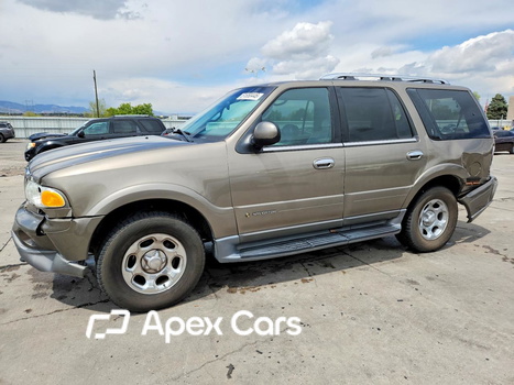 Lincoln Navigator 2002 - Image 1 of 13