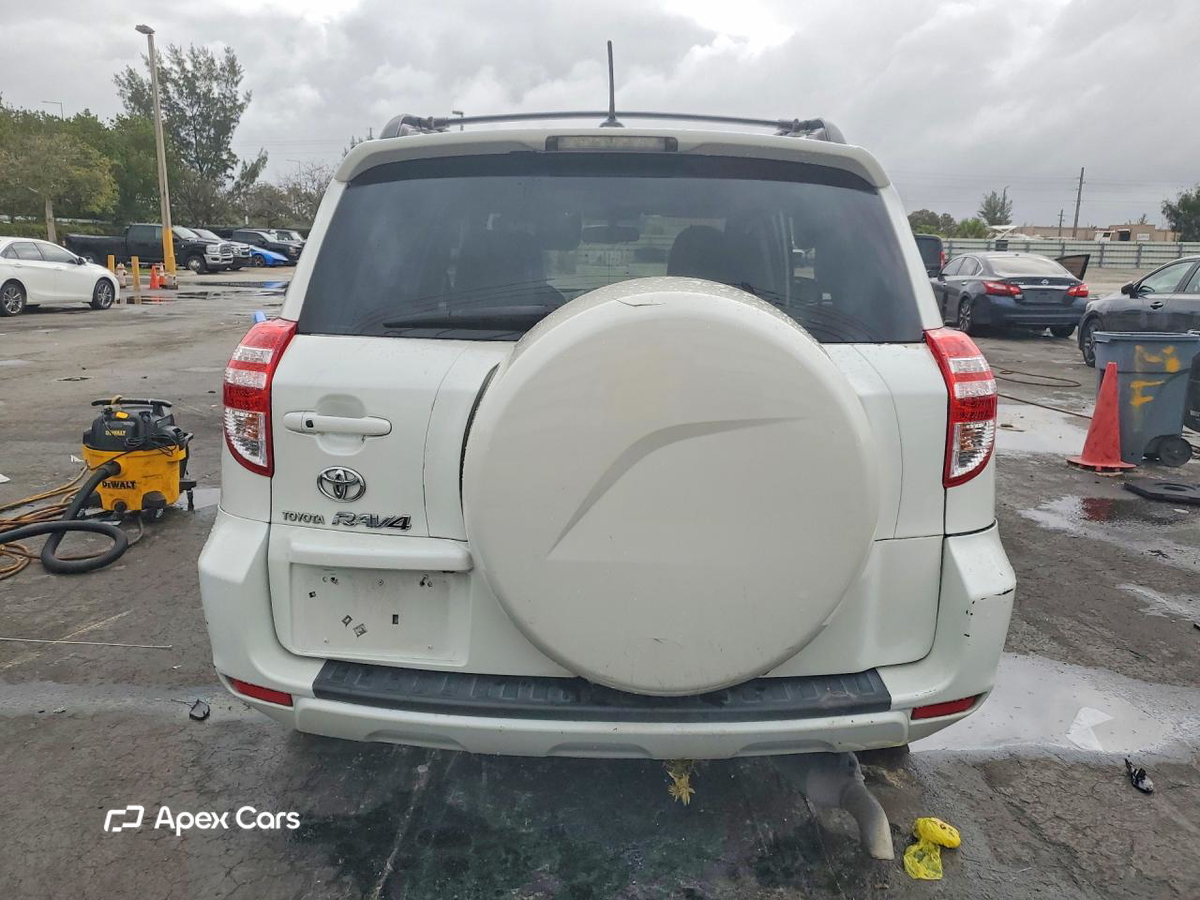 Toyota RAV 4 2012