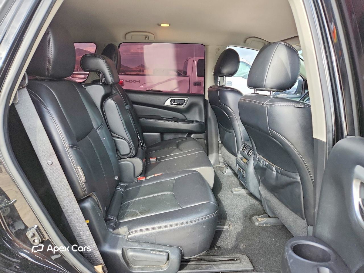Nissan Pathfinder 2019