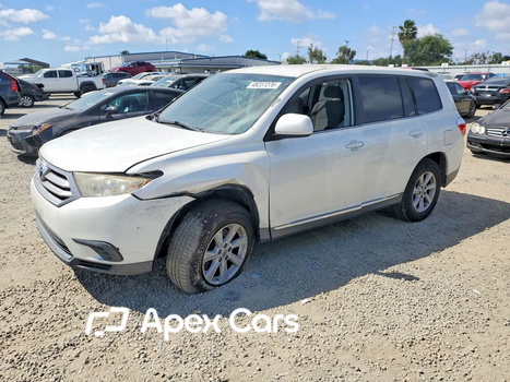 Toyota Highlander 2013 - Image 1 of 13