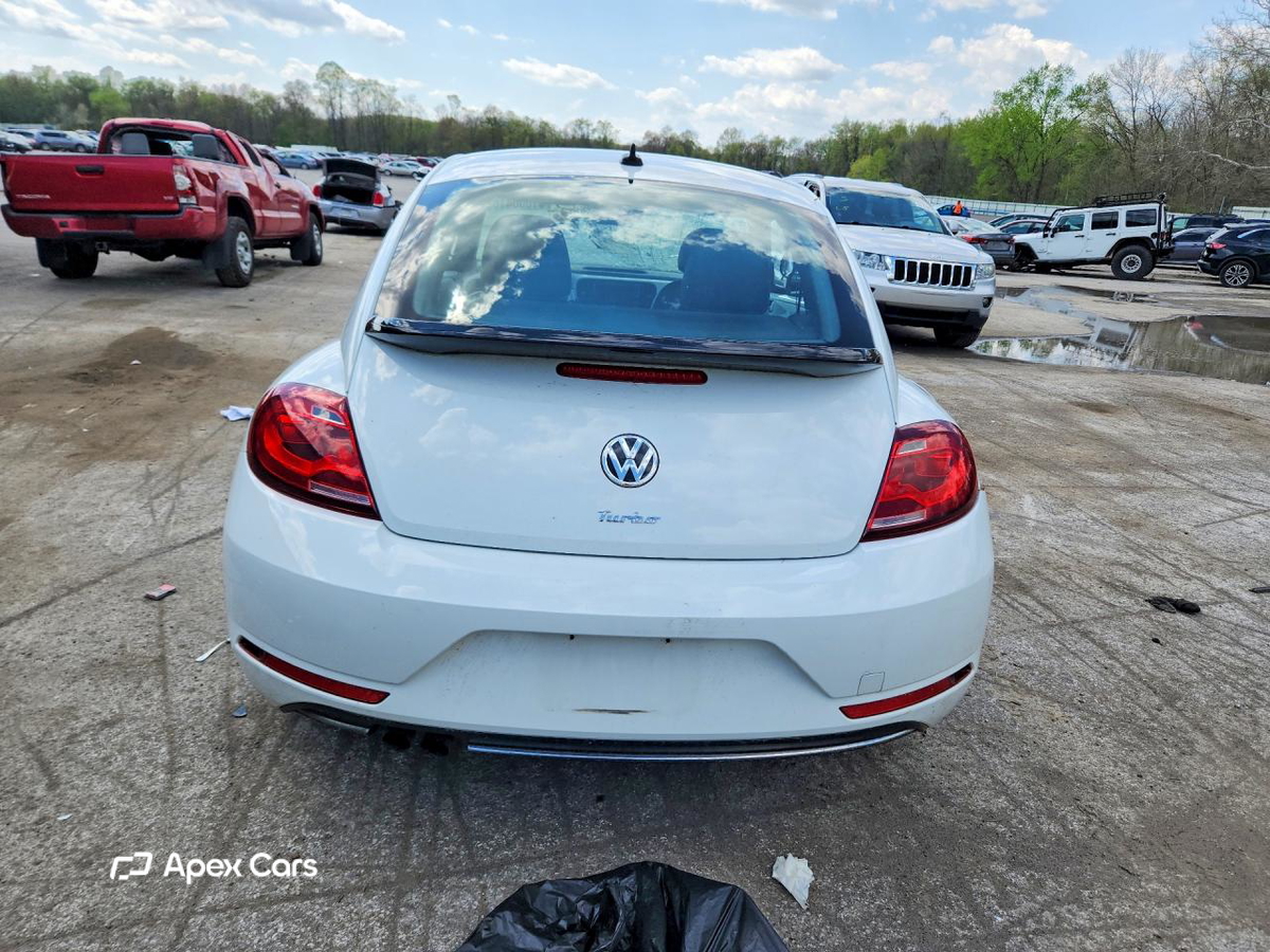 Volkswagen Beetle 2017
