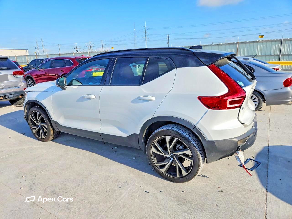 Volvo XC40 2022
