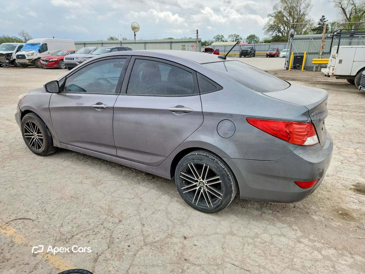 Hyundai Accent 2013