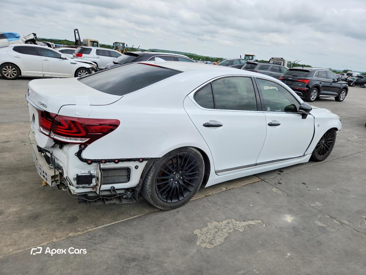 Lexus LS 2015