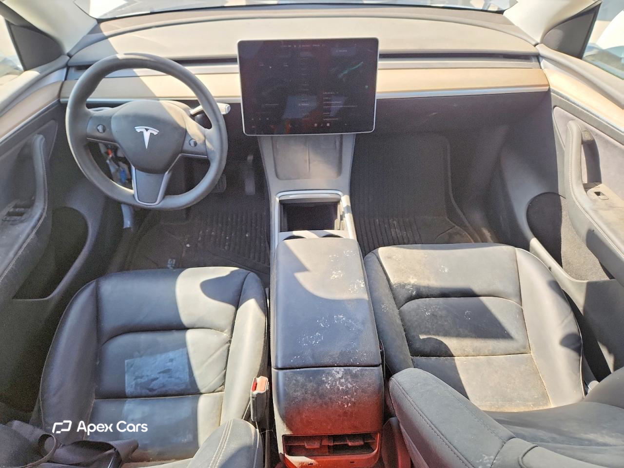 Tesla Model Y 2024