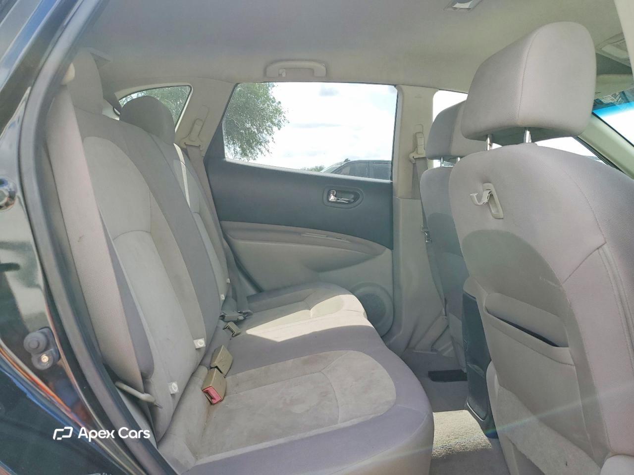 Nissan Rogue 2010