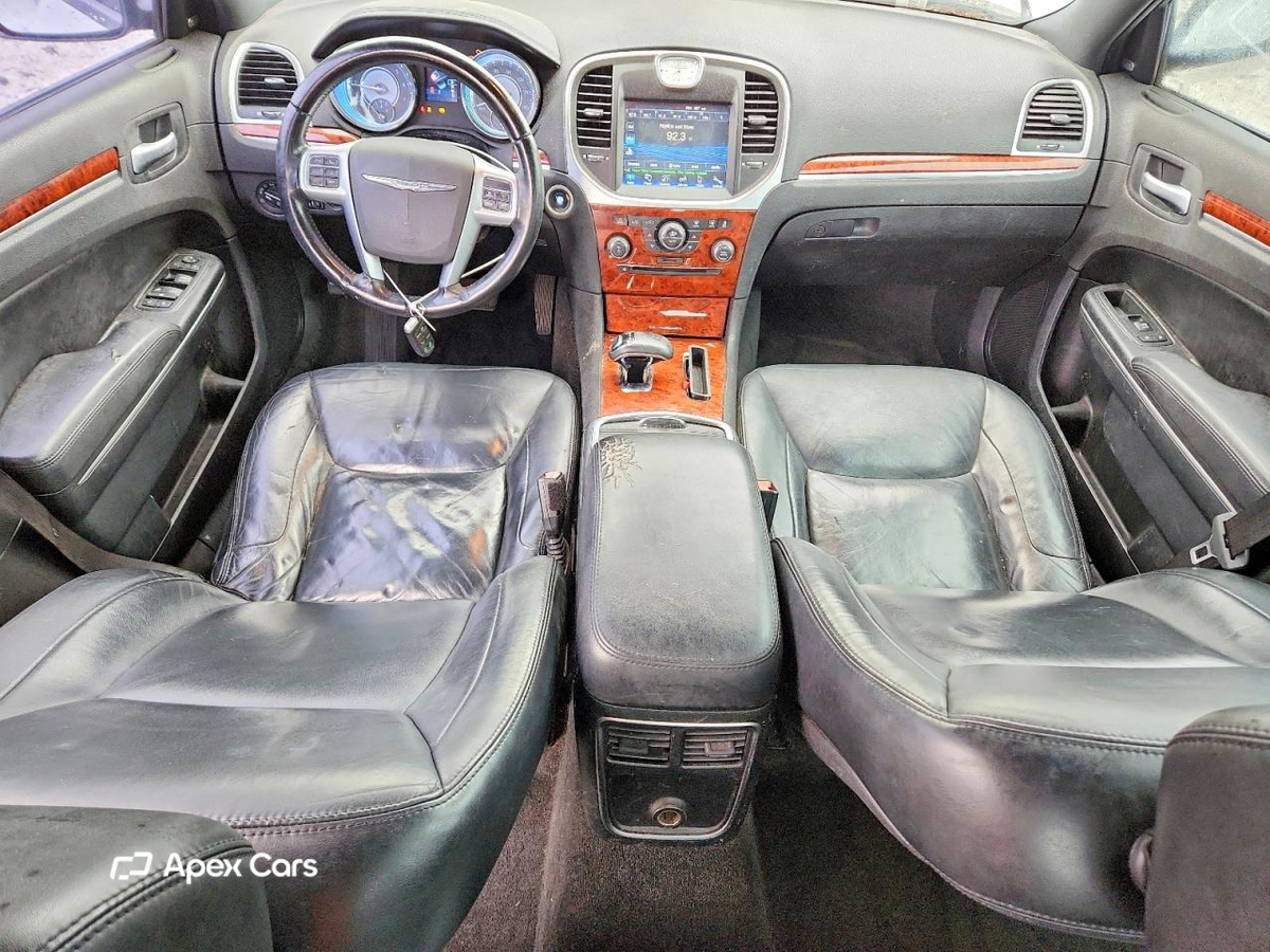 Chrysler 300 2012
