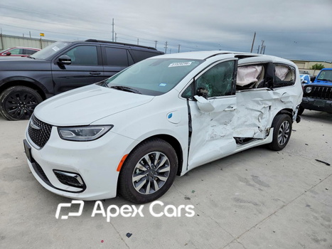 Chrysler Pacifica 2022 - Image 1 of 13