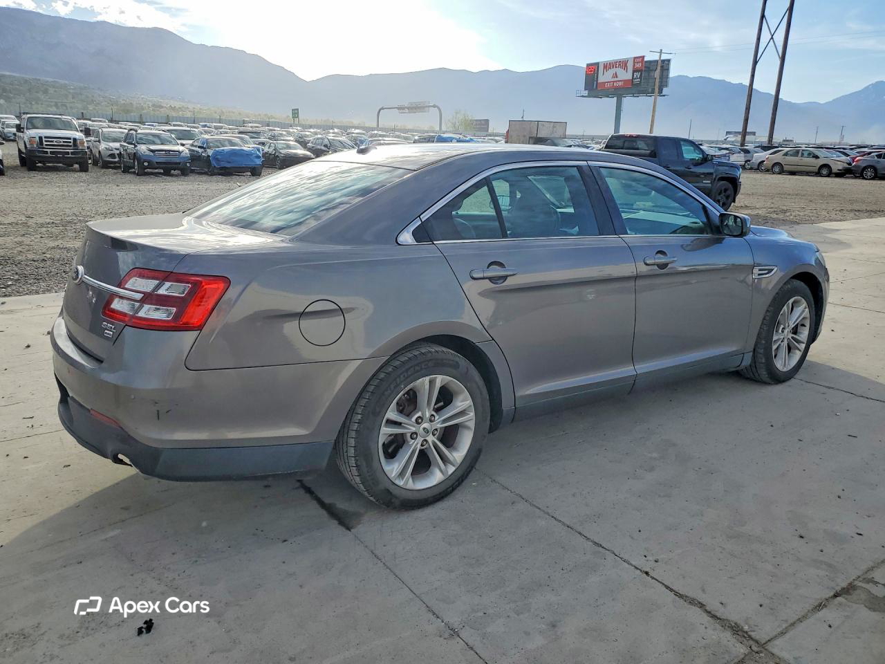 Ford Taurus 2013