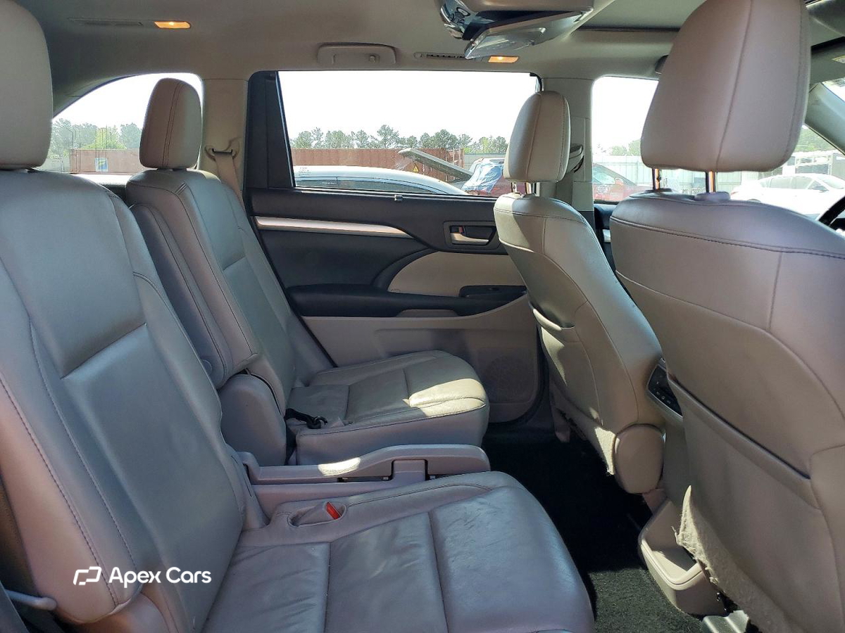 Toyota Highlander 2014