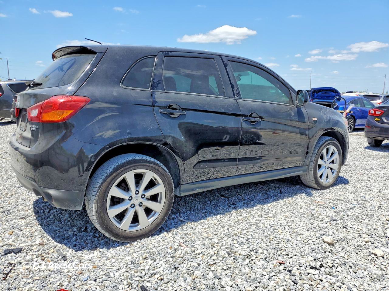 Mitsubishi Outlander 2013