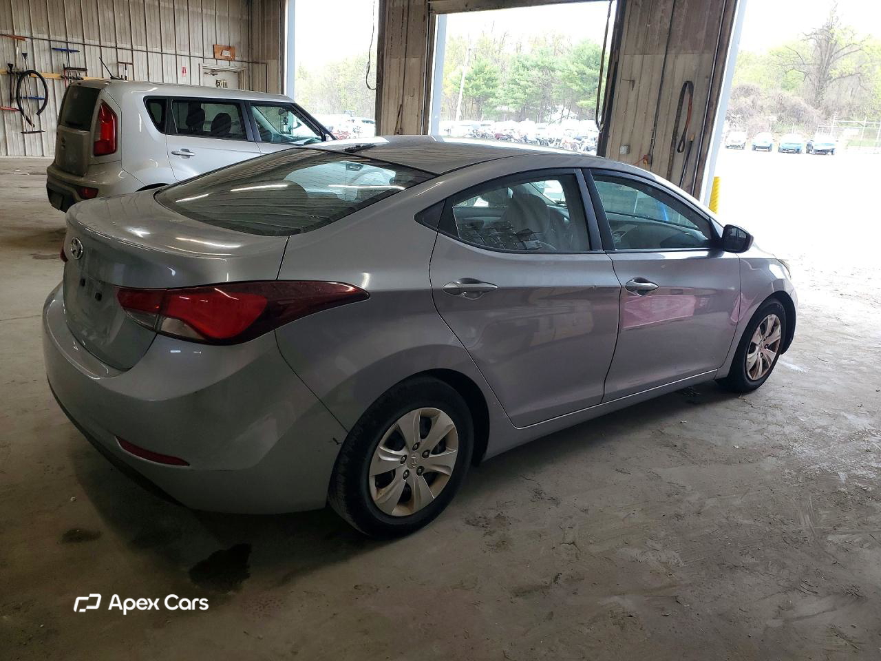 Hyundai Elantra 2016