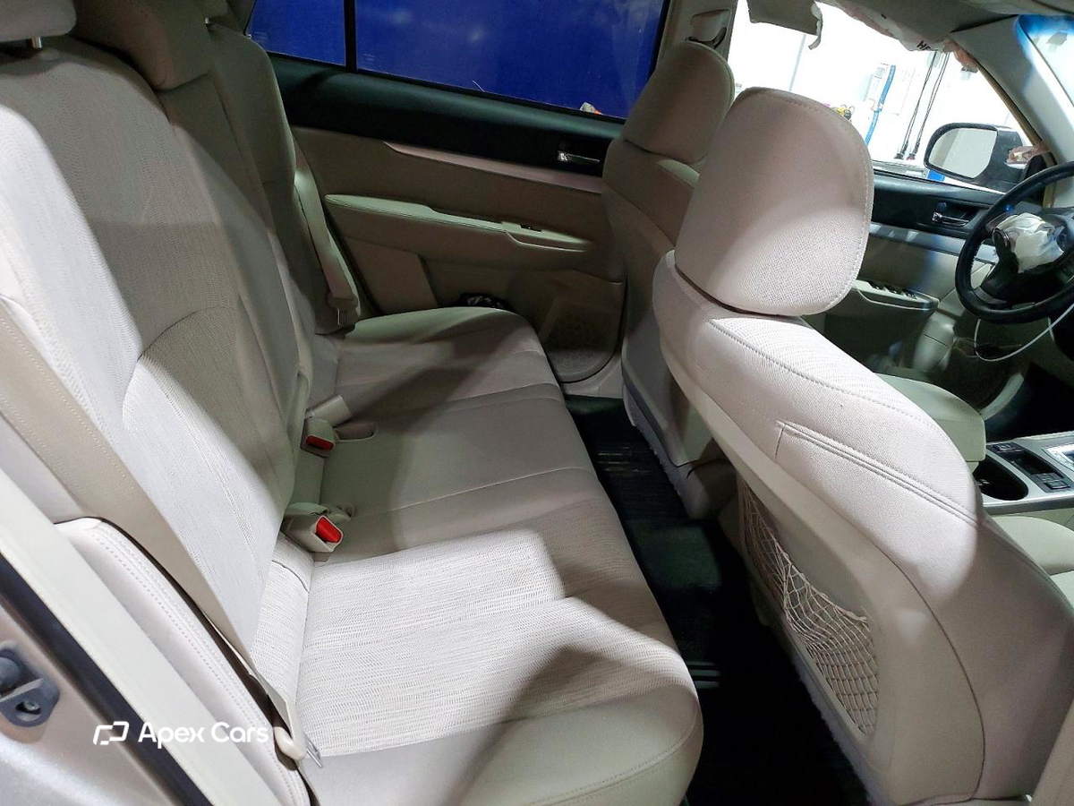 Subaru Outback 2014