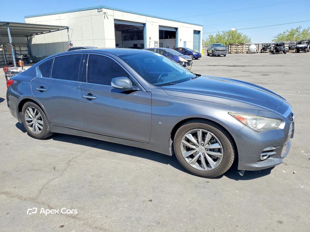 Infiniti Q50 2014