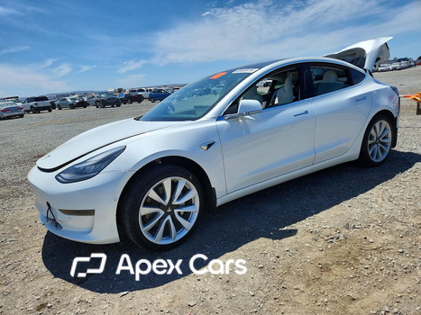 Tesla Model 3 2020 - Image 1 of 13