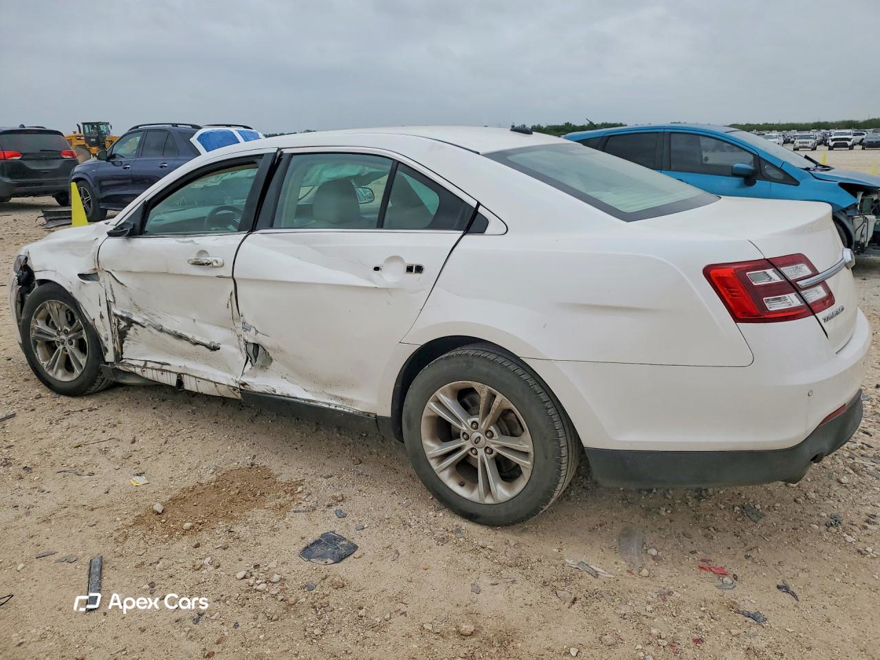 Ford Taurus 2015