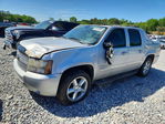 Chevrolet Avalanche 2011