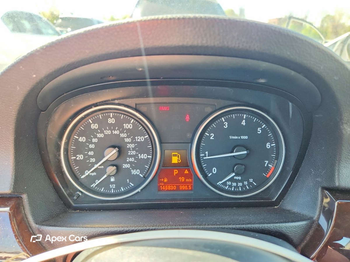 BMW Series 3 2011