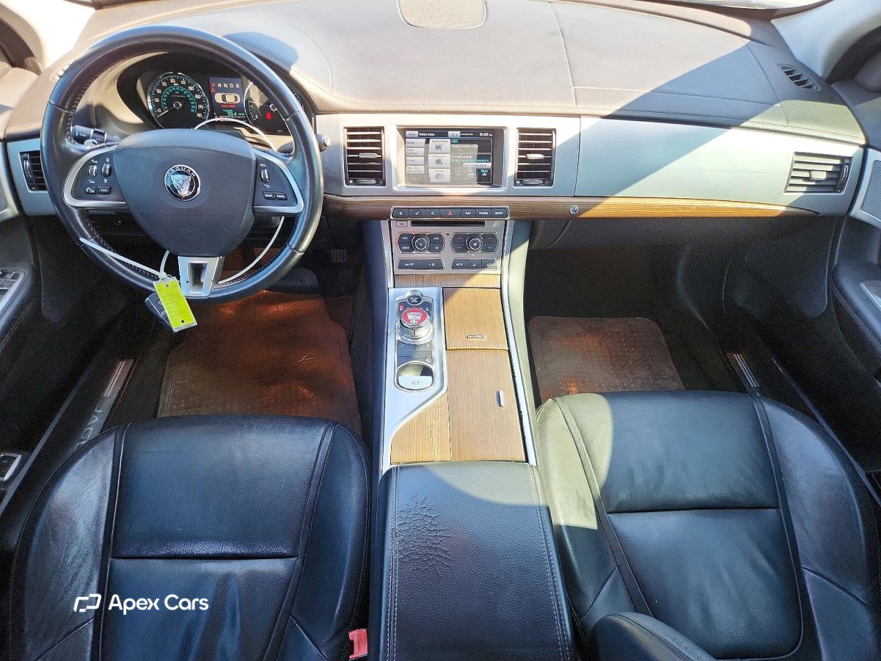 Jaguar XF 2015